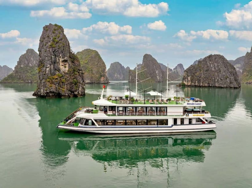 2-Day: Hanoi - Ninh Binh - Halong Bay Luxury Cruise - Day 1 in Ninh Binh: Hoa Lu, Trang An boat magic, and Mua Cave views