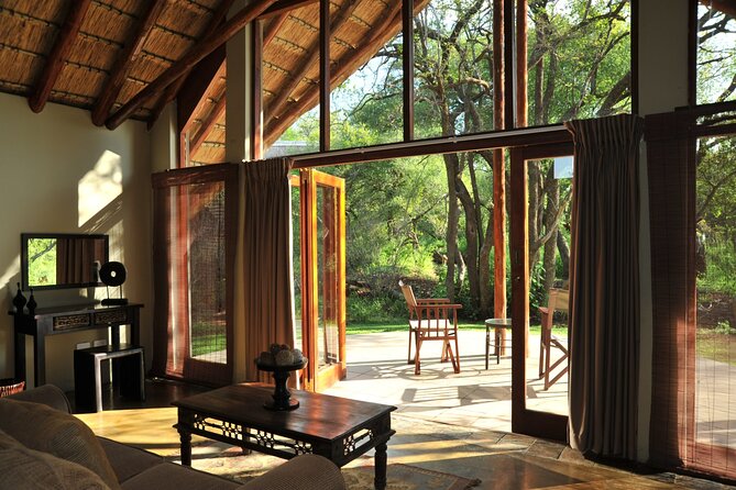 2 Day Pilanesberg ultimate Luxury Safari - Day 2 starts early again: sunrise closed-vehicle safari and later minivan drive