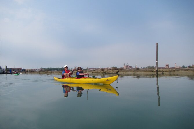 2 Hour Venice Canal Kayak Tour - Premium experience by day - Premium touches: gear, tutorial, photo service, and a water bottle