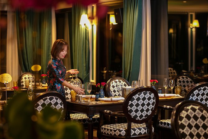 2Days-1Night Halong Bay Luxury Genesis Regal Cruises - Day 1 on the bay: floating-house views, kayaking, and a sampan ride
