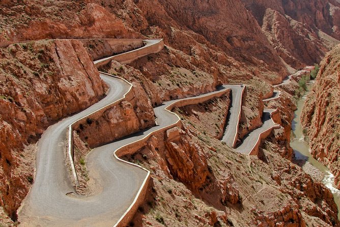 3-Day Tour from Marrakech to Merzouga Luxury Camp with Camel - From Marrakech to the High Atlas: the day starts early