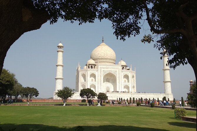 3-Days Private Luxury Golden Triangle Tour (Delhi, Agra & Jaipur) - Jantar Mantar and Jal Mahal: the quieter wins