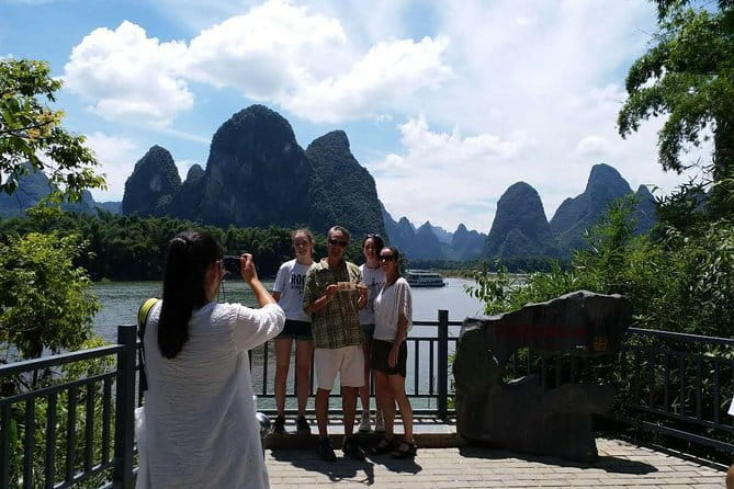3 Days Private Luxury Guilin Highlights Tour - Where Your Day Starts: Sheraton Guilin and a Driver Who Owns the Schedule