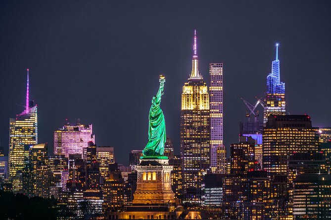 3 Hour Luxury Bus Tour of NYC Night Highlights - Key highlights to look for