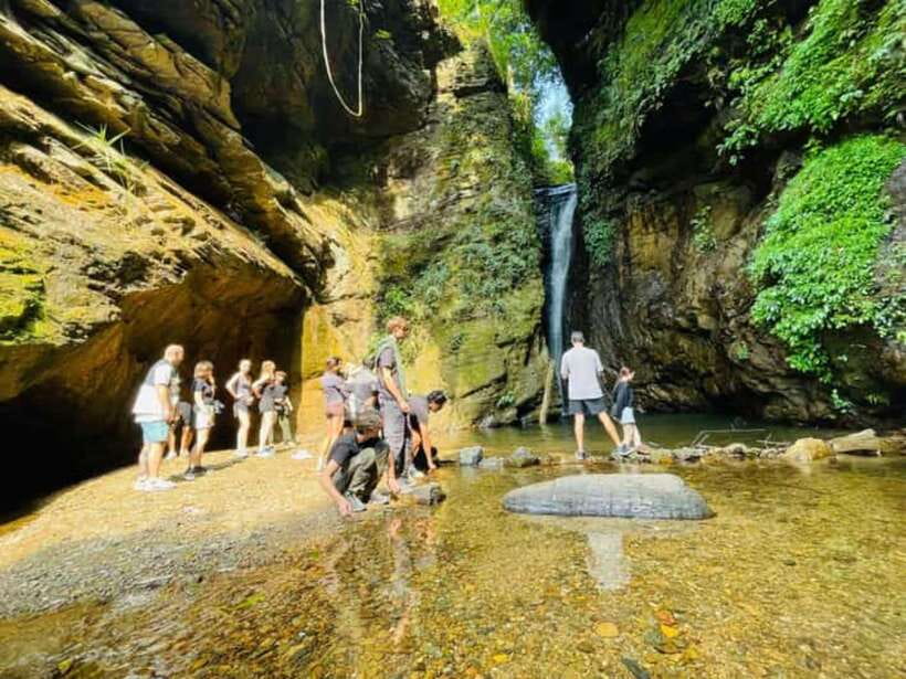 4-day Motorbike Ha Giang Loop Luxury Tour With Easy Rider - Day 2: Ma Pi Leng Pass and Nho Que River Boat Ride