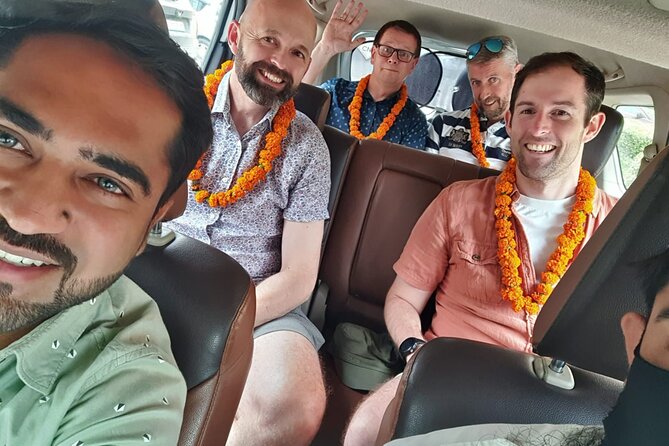 4-Days Private Golden Triangle Tour: Delhi, Agra & Jaipur by Car - Delhi Day 1: Qutub Minar, Lotus Temple, and Old Delhi markets in one day