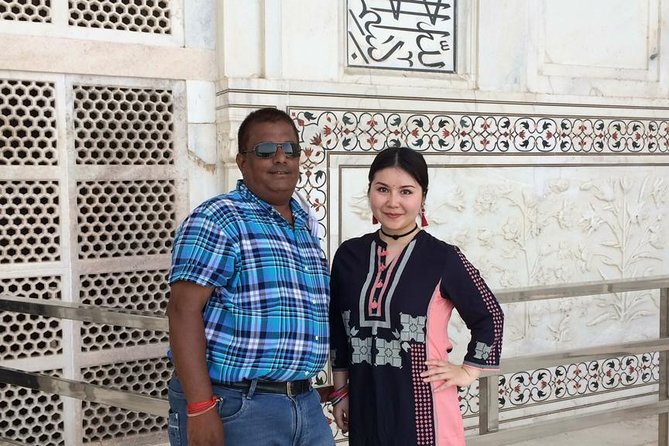 5-Day Private Luxury Golden Triangle Tour to Agra and Jaipur From New Delhi - Day 4 Jaipur: Hawa Mahal, Amer, stepwells, Jal Mahal, and UNESCO science