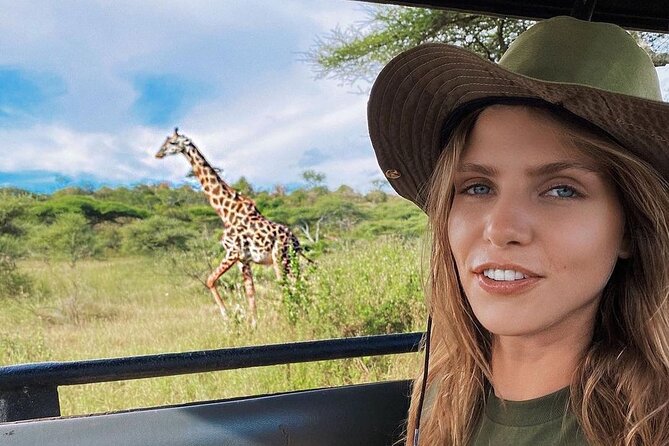5 Days Best of Tanzania Luxury Safari Northern Circuit - Serengeti National Park: sunrise drives and migration country