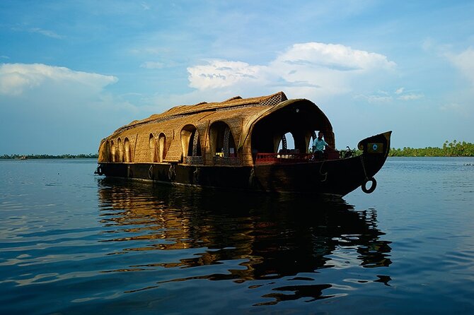 5 Days Luxury Kerala Tour with Houseboat Experience - Key highlights before you go