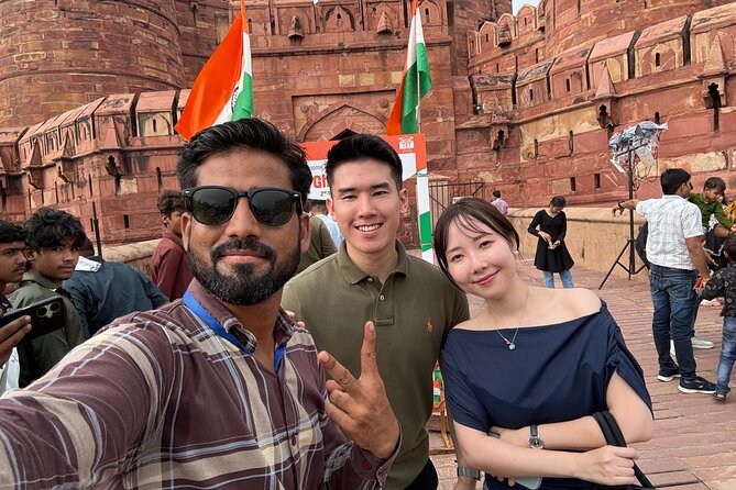 5 Days Private Luxury Golden Triangle Tour from Delhi - Day 1 in Delhi: airport pickup and a clean start