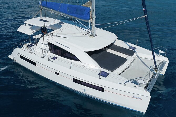 5-Hour 38'Luxury Catamaran All-Inclusive Tulum & Playa del Carmen - The all-inclusive part: drinks, lunch, and what you’ll actually get
