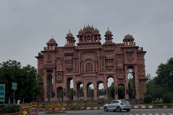 7 Days Private Luxury Heritage Rajasthan Tour from Jaipur - Day 5 into Day 6 Pushkar arrival: change of pace, same Rajasthan flavor