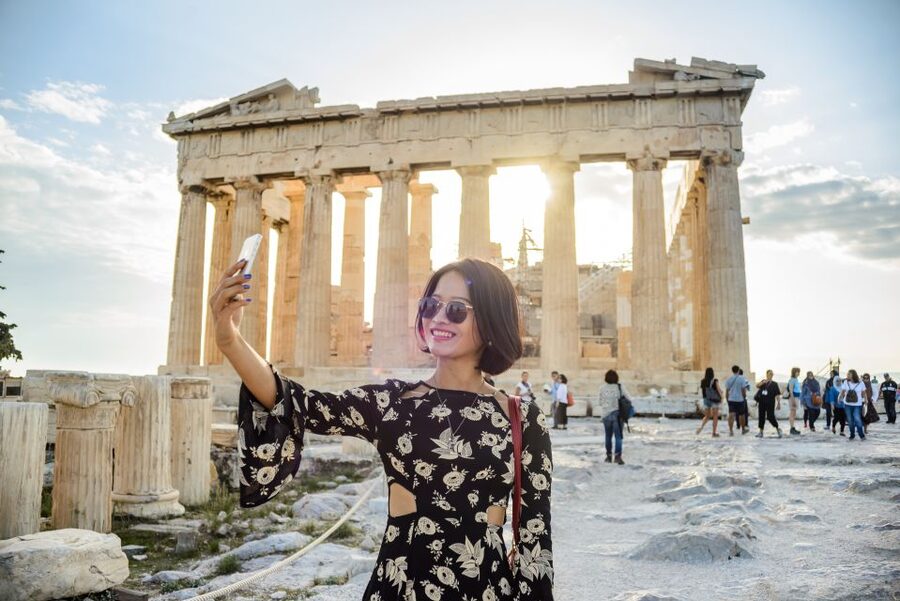 Acropolis: Premium Acropolis and Parthenon Guided Tour - How this Premium Acropolis Tour Feels: A guided route with momentum