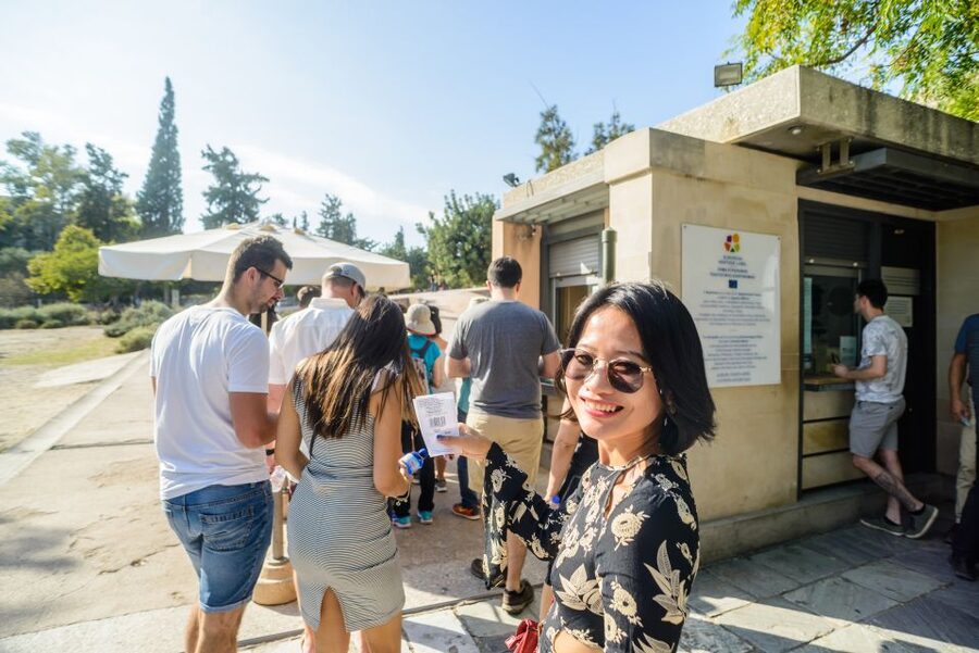 Acropolis: Premium Acropolis and Parthenon Guided Tour - Parthenon time: What you should focus on beyond the iconic view