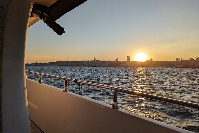 Afternoon Bosphorus Cruise Luxury Yacht with Professional Guide - Rumeli Hisarı: a fortress built fast to control a narrow choke point