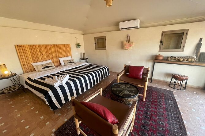 Agafay Desert Luxury Overnight Stay with Magical Dinner Shows - Key highlights at a glance