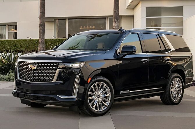 Airport luxury arrival ride by SUV, Sedan, Minibus or Limousine - Private NYC Airport Transfer: Smooth Door-to-Door Luxury