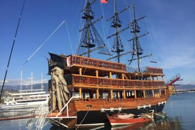 Alanya: Luxury Pirate Boat Tour with Foam Party - Old Shipyard, Red Tower, and Alanya Castle Views From the Coast