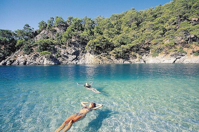 Alanya: Luxury Pirate Boat Tour with Foam Party - Cleopatra Beach Stop: White Sand, Deck Jumps, and a Sea Turtle Chance