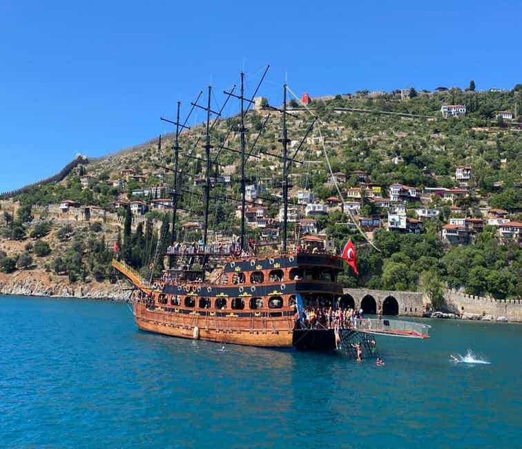 Alanya: Luxury Pirate Boat with Lunch & Unlimited Drinks - The sea-cave and castle views: What you’ll see from the water