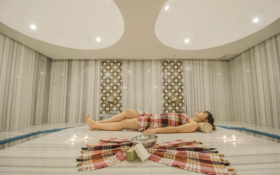 Alanya: Luxury Turkish Bath and Spa Experience - Staff and privacy: male and female teams and a calmer vibe