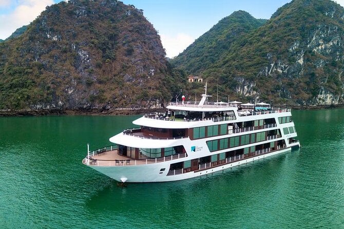 All-Inclusive 3 Day/2 Night Halong Luxury Cruise Meals, Cave, Kayaking, Swimming - Day 2: Bai Tu Long fishing village, Me Cung Cave, and Viet Hai cycling