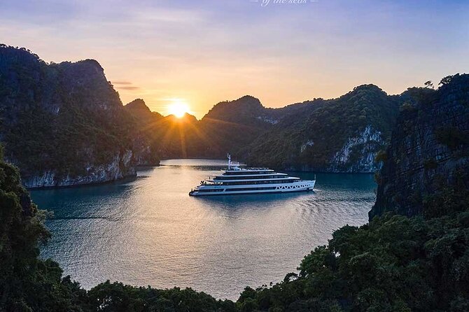 ALL Inclusive: Halong Bay Overnight Luxury Cruise Collection - Why an overnight cruise beats a day trip on Ha Long and Lan Ha