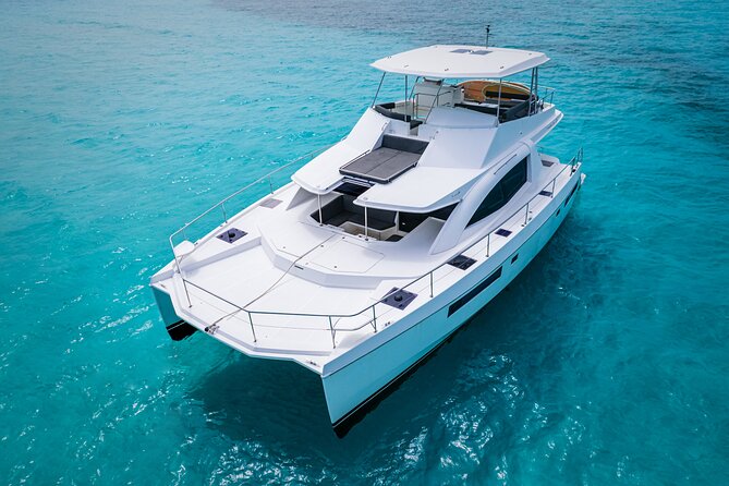 All Inclusive Luxury Yacht – Private Island Experience - The private island setup: TYE Island and the lagoon behind it