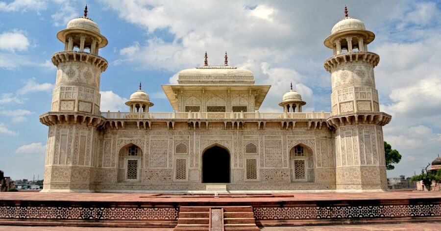 All Inclusive Private Taj Mahal Luxury Tour from Delhi - Who Should Book This Tour (and Who Should Skip It)