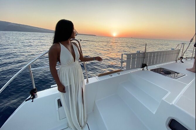 ALL-INCLUSIVE: Santorini Caldera Cruise with Greek Meal & Drinks - Transfers, Tickets, and Boat-Day Reality
