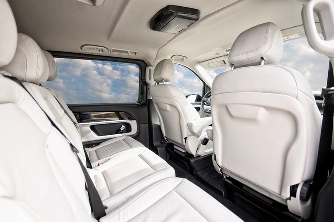 Amsterdam Airport Private Arrival Transfer by Luxury Van - Key things I’d bet on before you book
