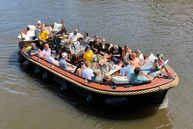 Amsterdam Luxury Boutique Boat tour with Unlimited Beer and Wine - The guide can make or break it (names people praised)