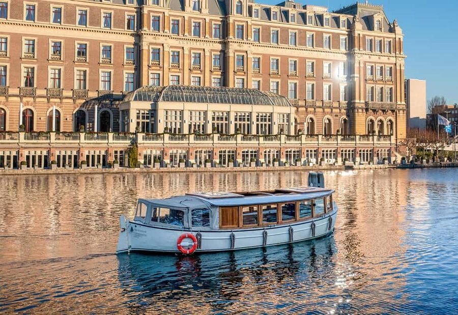 Amsterdam: Luxury Canal Cruise with Optional Snacks & Drinks - The Route in Plain English: Canal Belt to the Amstel River