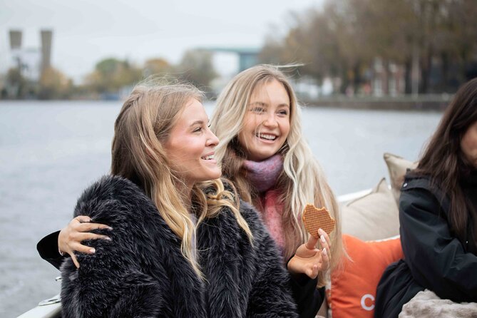 Amsterdam: Luxury Saloon Boat Cruise with Cocktails & Waffle - The Route Through Amsterdam: What You’ll See and Why It Matters