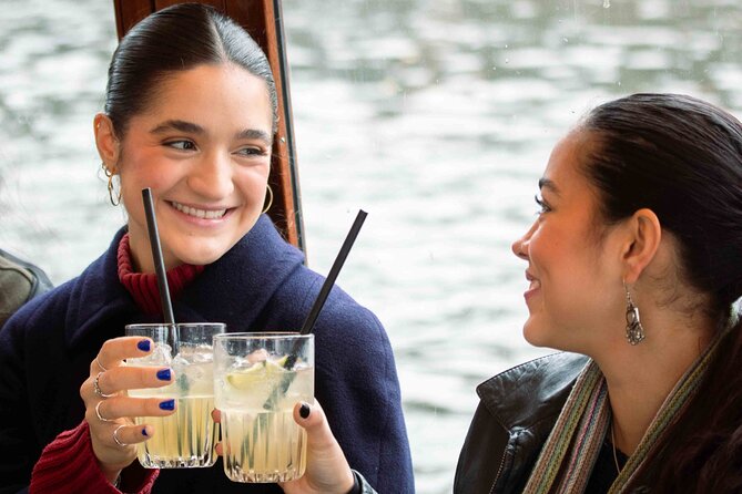 Amsterdam: Luxury Saloon Boat Cruise with Cocktails & Waffle - Weather, Rain, and How to Dress for the Ride