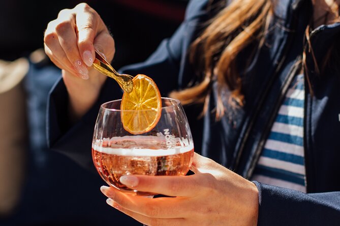 Amsterdam: Luxury Saloon Boat Cruise with Cocktails & Waffle - Who This Cruise Fits Best