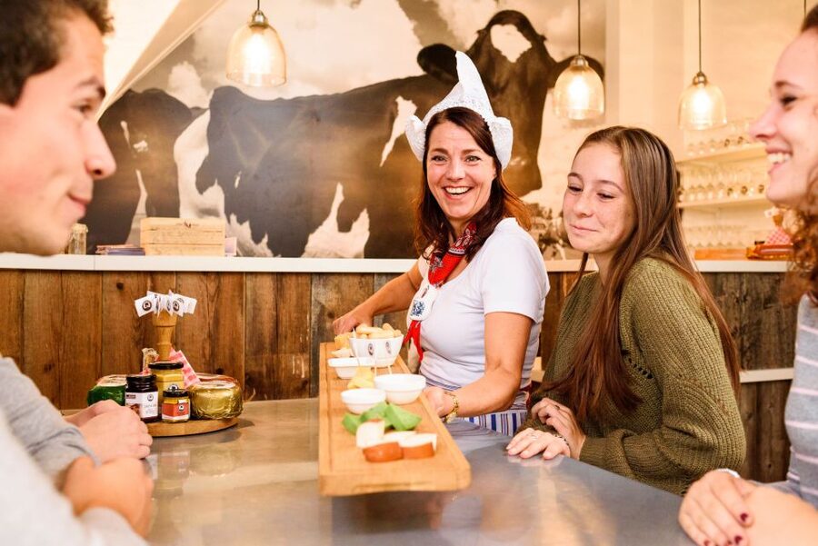 Amsterdam: Premium Henri Willig Cheese Tasting Experience - Small-group energy and guides like Quinten, Heloise, and Martin