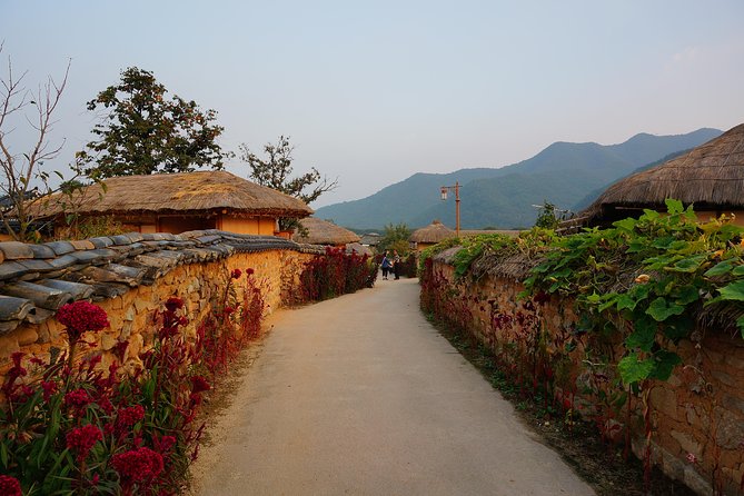 Andong Hahoe Village [UNESCO site] Premium Private Tour from Seoul - Andong Hahoe Folk Village: where the old village still feels alive