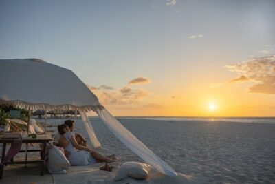 Aruba Eagle Beach Romantic Sunset Picnic in a Luxury Cabana - The luxury cabana setup: what’s included in that $190
