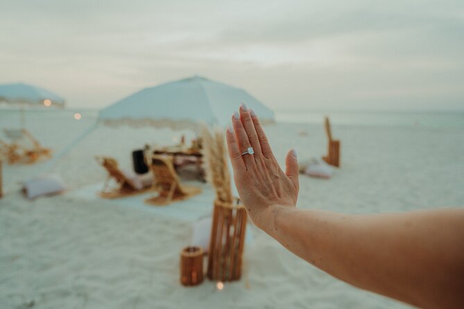 Aruba Eagle Beach Romantic Sunset Picnic in a Luxury Cabana - Practical tips for timing, comfort, and photos on Eagle Beach
