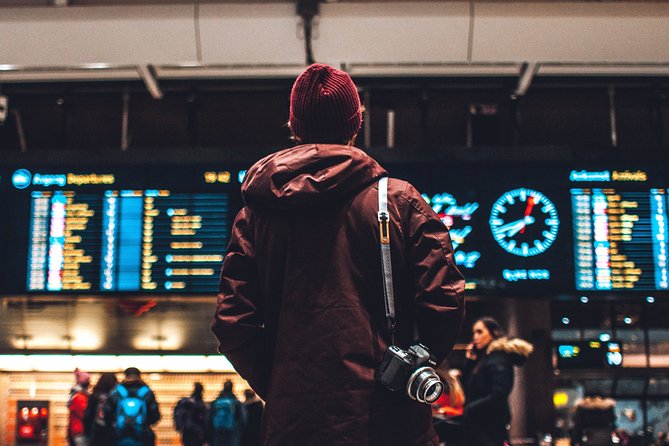 Athens AirPort To Athens Hotels Luxury Private Transfer Service - Timing, flight tracking, and why booking early helps in Athens