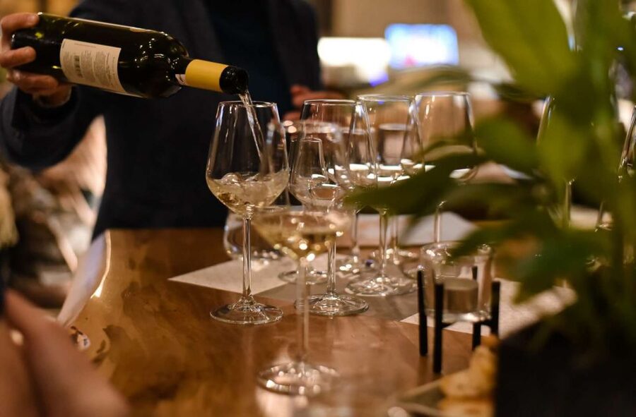 Athens: Premium Food and Wine Tasting Tour in the evening - Wine Tasting (About 1 Hour): 4 Indigenous Bottles and Real Pairings