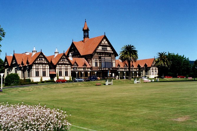 Auckland Sights Exclusive 4 Hour Luxury Day Tour - How Customization Works: From One Tree Hill to Cornwall Park