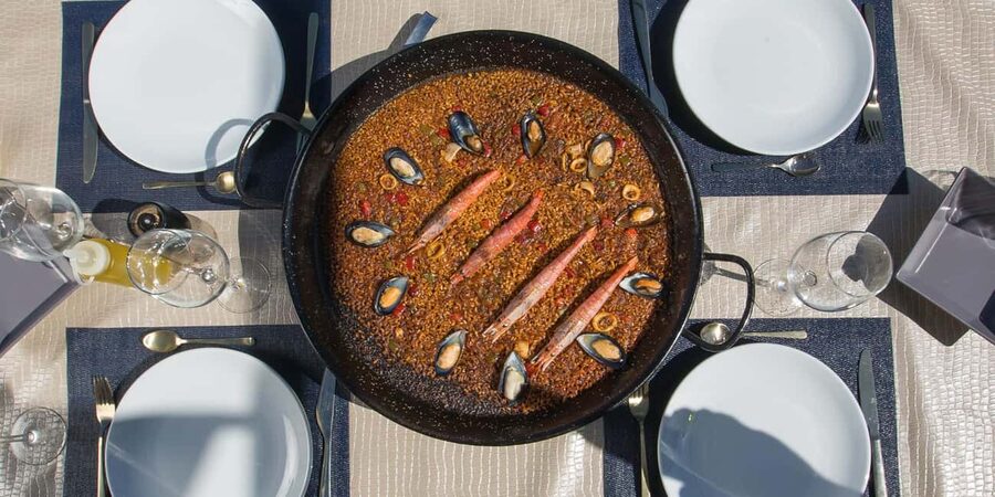 Authentic Premium Paella & Sangria in a Stunning Location - Key things that make this class special