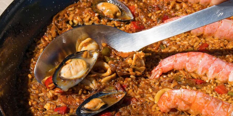 Authentic Premium Paella & Sangria in a Stunning Location - Who should book this class, and who might not love it