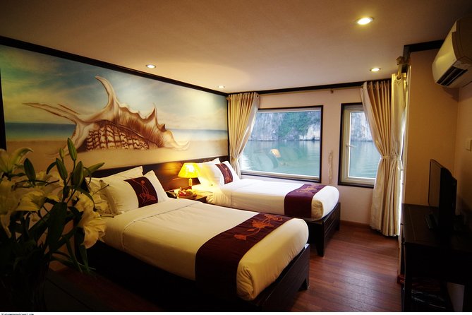 Bai Tu Long bay Luxury Cruise 2D/1N: Less touristy places, Kayaking, full meals - What’s included (and what costs extra) so you don’t get surprised