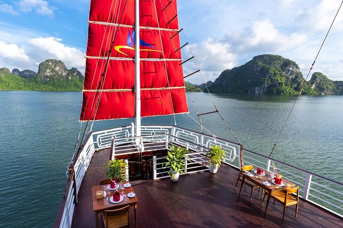 Bai Tu Long Luxury Day Cruise - Fishing Village, Kayak - Stop 3: Thien Canh Son Cave and the sea-fisher story