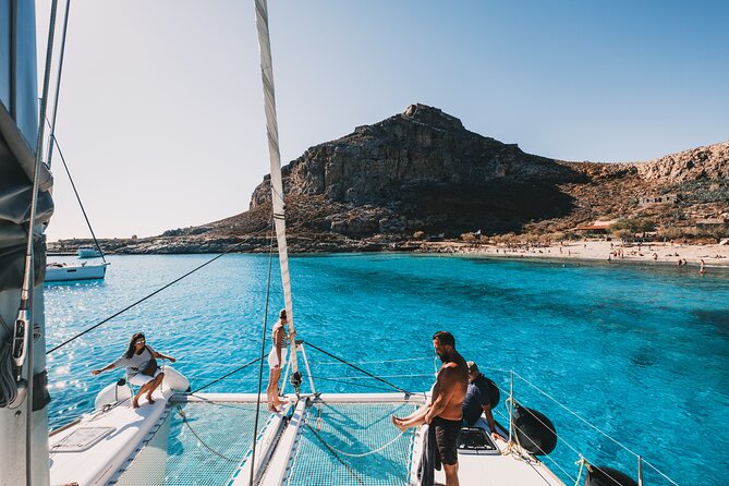 Balos & Gramvousa Luxury Catamaran Sailing Cruise from Kissamos - Food and Drinks: How This Catamaran Makes a Full Day Feel Easy