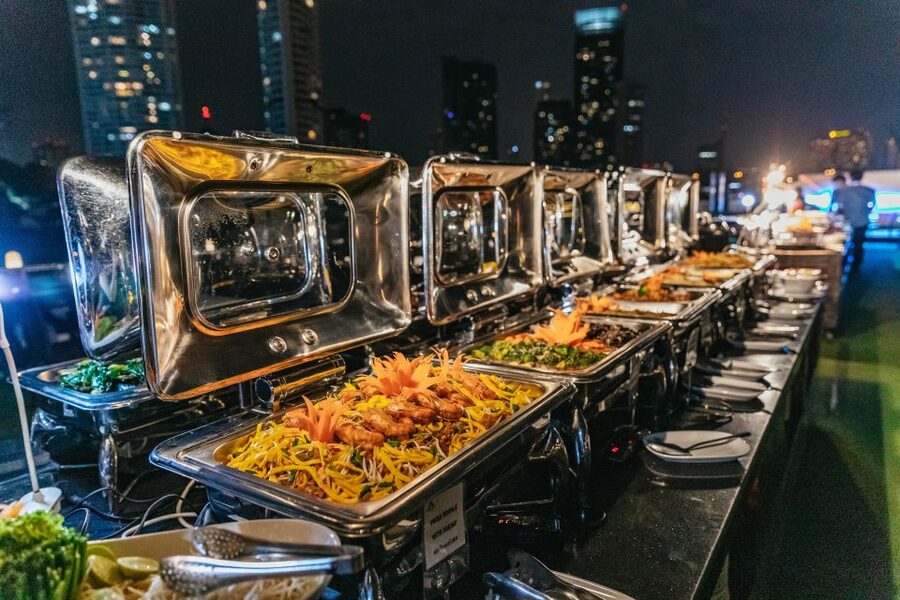 Bangkok: Alangka Luxury Buffet Dinner Cruise With Live Music - The Sights You’ll See From the Water (and What Rain Can Change)