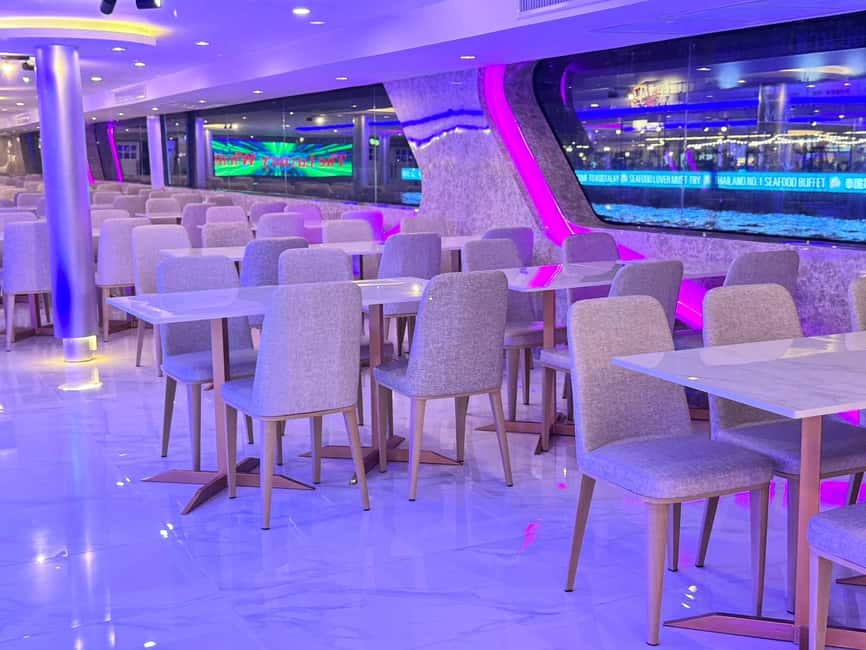 Bangkok Luxury White: Sunset or Buffet Dinner Cruise - Entertainment onboard: live music vs cabaret and Thai dance